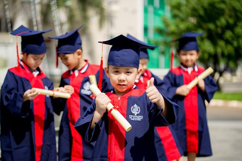 Trải nghiệm mùa hè thú vị tại học viện Anh Quốc UK - Ảnh 3. Trải nghiệm mùa hè thú vị tại học viện Anh Quốc UK - Ảnh 3.