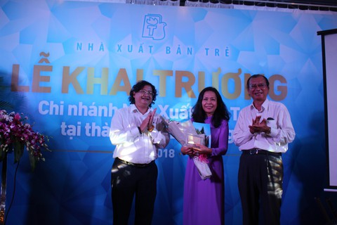 Khai trương chi nhánh Nhà xuất bản Trẻ tại Đà Nẵng - Ảnh 2. Khai trương chi nhánh Nhà xuất bản Trẻ tại Đà Nẵng - Ảnh 2.