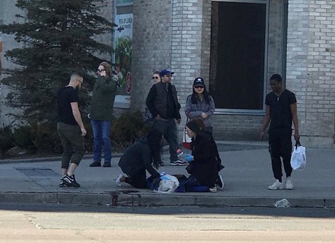 Tông xe vào người đi bộ ở Canada, nhiều người chết và bị thương - Ảnh 8. Tông xe vào người đi bộ ở Canada, nhiều người chết và bị thương - Ảnh 8.
