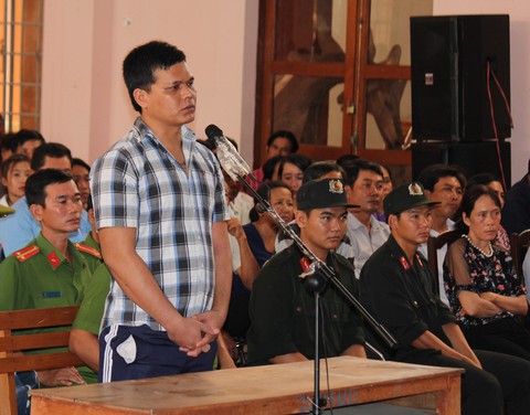 Tuyên tử hình thanh niên ngáo đá chém chết 2 người - Ảnh 2. Tuyên tử hình thanh niên ngáo đá chém chết 2 người - Ảnh 2.