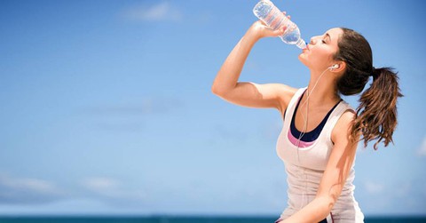 Phòng tránh hiện tượng sốc nhiệt do thời tiết nắng nóng - Ảnh 1. Phòng tránh hiện tượng sốc nhiệt do thời tiết nắng nóng - Ảnh 1.
