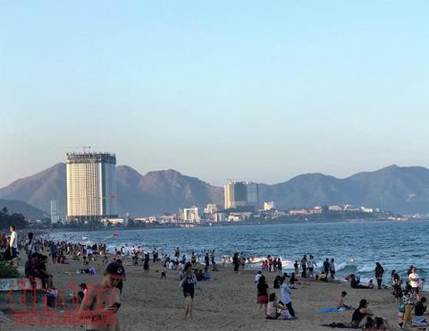 Tờ báo hàng đầu Malaysia ca ngợi vẻ đẹp của Nha Trang - Ảnh 1. Tờ báo hàng đầu Malaysia ca ngợi vẻ đẹp của Nha Trang - Ảnh 1.