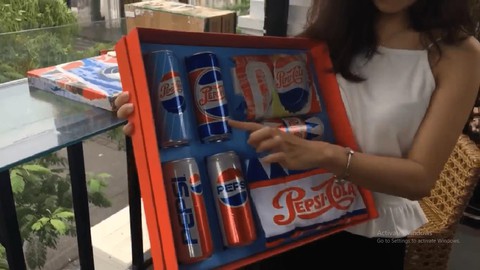 “Lật tung” cả Hà Nội vì hộp quà chất Pepsi - Ảnh 10. “Lật tung” cả Hà Nội vì hộp quà chất Pepsi - Ảnh 10.