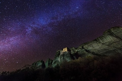 Độc đáo tu viện Meteora lơ lửng trên núi tại Hy Lạp - Ảnh 12. Độc đáo tu viện Meteora lơ lửng trên núi tại Hy Lạp - Ảnh 12.