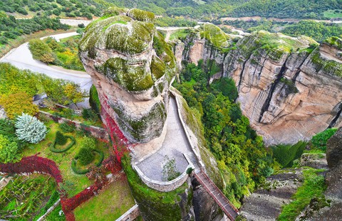 Độc đáo tu viện Meteora lơ lửng trên núi tại Hy Lạp - Ảnh 15. Độc đáo tu viện Meteora lơ lửng trên núi tại Hy Lạp - Ảnh 15.
