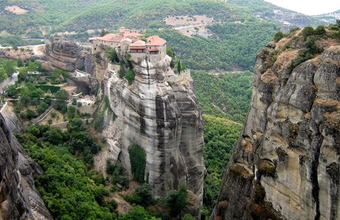 Độc đáo tu viện Meteora lơ lửng trên núi tại Hy Lạp - Ảnh 17. Độc đáo tu viện Meteora lơ lửng trên núi tại Hy Lạp - Ảnh 17.