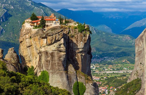 Độc đáo tu viện Meteora lơ lửng trên núi tại Hy Lạp - Ảnh 18. Độc đáo tu viện Meteora lơ lửng trên núi tại Hy Lạp - Ảnh 18.