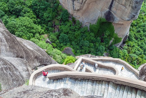 Độc đáo tu viện Meteora lơ lửng trên núi tại Hy Lạp - Ảnh 3. Độc đáo tu viện Meteora lơ lửng trên núi tại Hy Lạp - Ảnh 3.