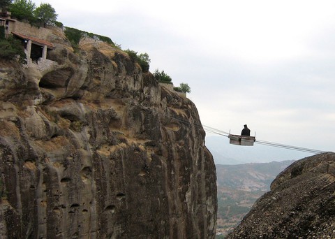 Độc đáo tu viện Meteora lơ lửng trên núi tại Hy Lạp - Ảnh 9. Độc đáo tu viện Meteora lơ lửng trên núi tại Hy Lạp - Ảnh 9.