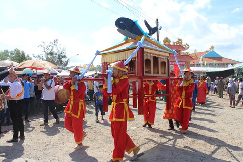 Bạc Liêu hạn chế ngư dân tham gia lễ hội Nghinh Ông - Ảnh 1. Bạc Liêu hạn chế ngư dân tham gia lễ hội Nghinh Ông - Ảnh 1.