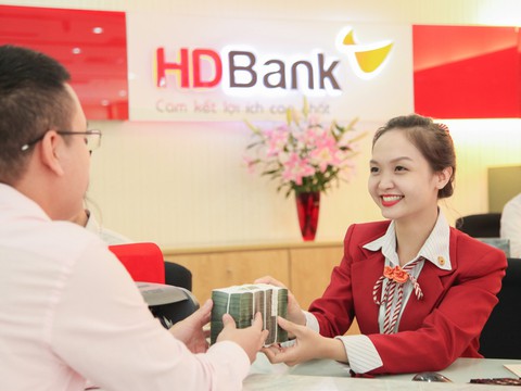 HDBank cộng thêm lãi suất 0,4%/năm cho kỳ hạn 13 tháng - Ảnh 1. HDBank cộng thêm lãi suất 0,4%/năm cho kỳ hạn 13 tháng - Ảnh 1.
