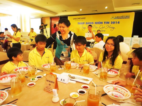 Hướng Dương ơi, lính hải quân mãi nhớ về em - Ảnh 2. Hướng Dương ơi, lính hải quân mãi nhớ về em - Ảnh 2.