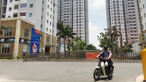 Ban quản lý chung cư nợ tiền, dân bị cắt nước? - Ảnh 1. Ban quản lý chung cư nợ tiền, dân bị cắt nước? - Ảnh 1.