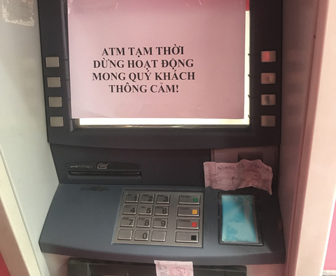 Agribank hoàn tiền cho khách bị mất trộm trong thẻ ATM - Ảnh 1. Agribank hoàn tiền cho khách bị mất trộm trong thẻ ATM - Ảnh 1.