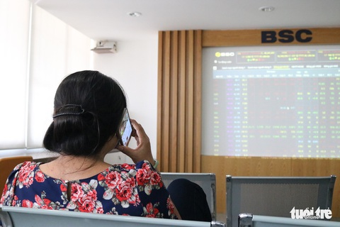 Tháng 5, chứng khoán có đỏ lửa trước làn sóng sell in May? - Ảnh 1. Tháng 5, chứng khoán có đỏ lửa trước làn sóng sell in May? - Ảnh 1.