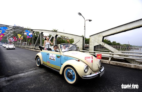 Mãn nhãn với đoàn xe cổ Volkswagen chào mừng Festival Huế 2018 - Ảnh 1. Mãn nhãn với đoàn xe cổ Volkswagen chào mừng Festival Huế 2018 - Ảnh 1.