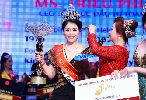 Hoa hậu doanh nhân nghi cầm đầu đường dây mua bán hóa đơn ngàn tỉ - Ảnh 1. Hoa hậu doanh nhân nghi cầm đầu đường dây mua bán hóa đơn ngàn tỉ - Ảnh 1.