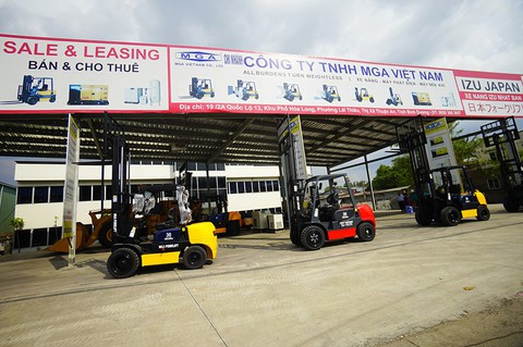 Xe nâng MGA, chặng đường 6 năm - Ảnh 3. Xe nâng MGA, chặng đường 6 năm - Ảnh 3.