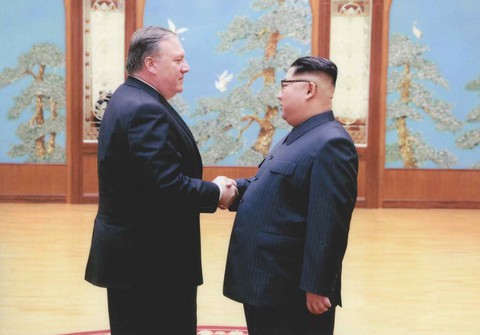Sau thành công liên Triều, chờ xem ông Trump trổ tài đàm phán - Ảnh 4. Sau thành công liên Triều, chờ xem ông Trump trổ tài đàm phán - Ảnh 4.
