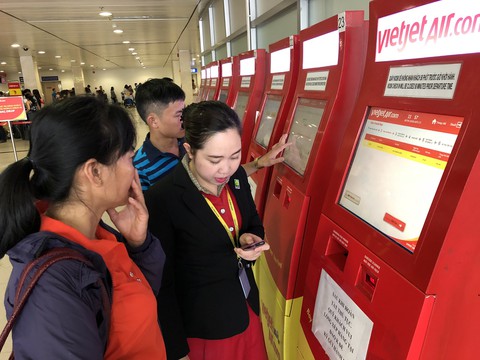 Vietjet, Jetstar nâng phí quản trị hệ thống, giá vé máy bay tăng - Ảnh 1. Vietjet, Jetstar nâng phí quản trị hệ thống, giá vé máy bay tăng - Ảnh 1.