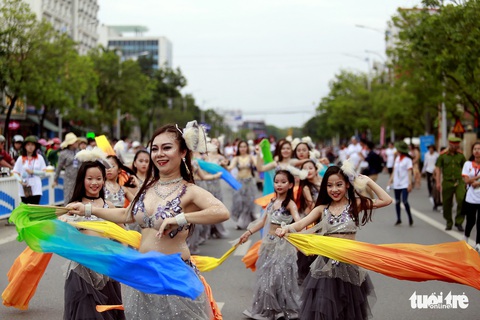 Festival Huế 2018: xem cà kheo Bỉ, múa sư tử Nhật - Ảnh 6. Festival Huế 2018: xem cà kheo Bỉ, múa sư tử Nhật - Ảnh 6.