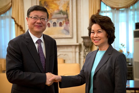 ASEAN sợ hệ lụy từ căng thẳng thương mại Mỹ - Trung - Ảnh 2. ASEAN sợ hệ lụy từ căng thẳng thương mại Mỹ - Trung - Ảnh 2.