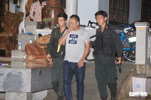 Xe gỗ Phượng râu bon bon trên đường, địa phương không biết? - Ảnh 7. Xe gỗ Phượng râu bon bon trên đường, địa phương không biết? - Ảnh 7.