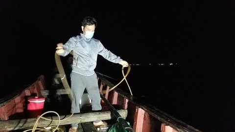 Gian nan nghề lặn tôm hùm - Ảnh 4. Gian nan nghề lặn tôm hùm - Ảnh 4.