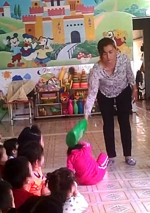 Yêu cầu truy tố thêm một bảo mẫu cơ sở Mầm Xanh - Ảnh 2. Yêu cầu truy tố thêm một bảo mẫu cơ sở Mầm Xanh - Ảnh 2.