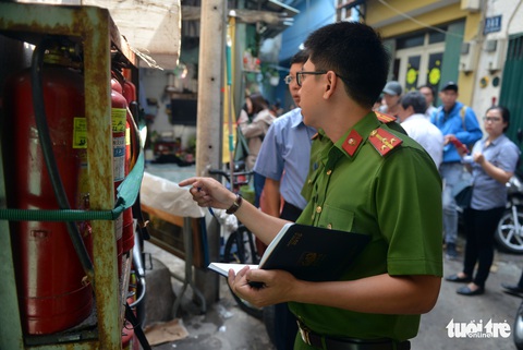 Cảnh giác với khu chợ Gạo - Gà ở TP.HCM từng cháy 3 lần - Ảnh 3. Cảnh giác với khu chợ Gạo - Gà ở TP.HCM từng cháy 3 lần - Ảnh 3.