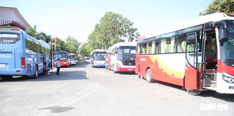 Nghỉ lễ 30-4: Vũng Tàu nghẹt thở, Hội An quá tải - Ảnh 15.