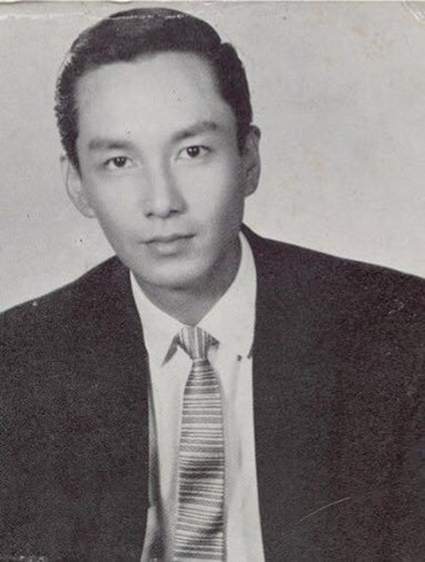 Ông chủ của Trương Mạn Ngọc trong Tâm trạng khi yêu vừa qua đời - Ảnh 3. Ông chủ của Trương Mạn Ngọc trong Tâm trạng khi yêu vừa qua đời - Ảnh 3.