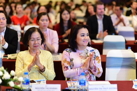 Tuổi Trẻ chuyển hiến kế du lịch của bạn đọc đến lãnh đạo TP.HCM - Ảnh 4. Tuổi Trẻ chuyển hiến kế du lịch của bạn đọc đến lãnh đạo TP.HCM - Ảnh 4.