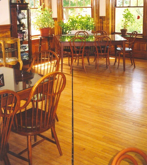 Thư viện và nhà hát kịch nằm giữa Mỹ và Canada - Ảnh 3. Thư viện và nhà hát kịch nằm giữa Mỹ và Canada - Ảnh 3.