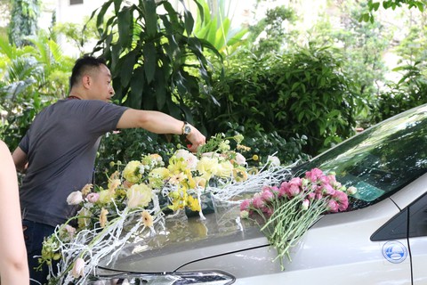 Hoa hồng giảm giá, dịch vụ hoa cưới lời to - Ảnh 2. Hoa hồng giảm giá, dịch vụ hoa cưới lời to - Ảnh 2.