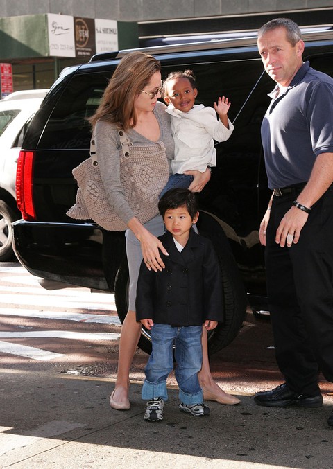 Brad Pitt và Angelina Jolie: 12 năm hội ngộ rồi chia ly... - Ảnh 12. Brad Pitt và Angelina Jolie: 12 năm hội ngộ rồi chia ly... - Ảnh 12.