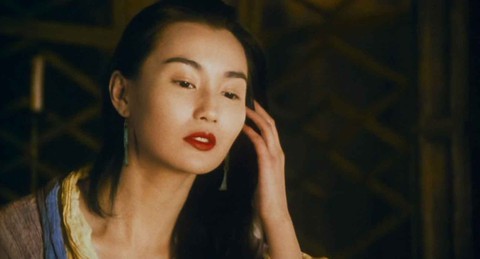 Khi Vương Gia Vệ mượn kiếm hiệp để kể chuyện diễm tình - Ảnh 5. Khi Vương Gia Vệ mượn kiếm hiệp để kể chuyện diễm tình - Ảnh 5.