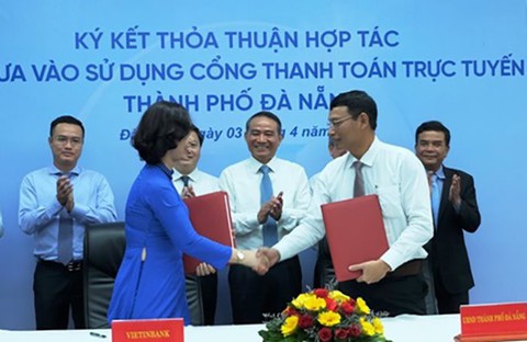 Đà Nẵng muốn sớm trở thành thành phố thông minh, hạn chế tiền mặt - Ảnh 1. Đà Nẵng muốn sớm trở thành thành phố thông minh, hạn chế tiền mặt - Ảnh 1.