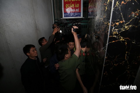 Khám nhà, bắt tạm giam ông Phan Văn Vĩnh 4 tháng - Ảnh 3. Khám nhà, bắt tạm giam ông Phan Văn Vĩnh 4 tháng - Ảnh 3.