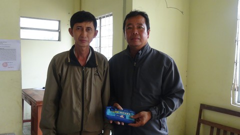 Nhân viên nhà hỏa táng trả 2 lượng vàng cho người bỏ quên - Ảnh 1. Nhân viên nhà hỏa táng trả 2 lượng vàng cho người bỏ quên - Ảnh 1.