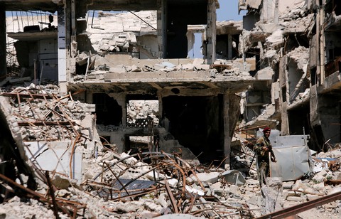 Ông Trump nêu tên Putin trong chuyện dùng ‘vũ khí hóa học’ ở Syria - Ảnh 3. Ông Trump nêu tên Putin trong chuyện dùng ‘vũ khí hóa học’ ở Syria - Ảnh 3.