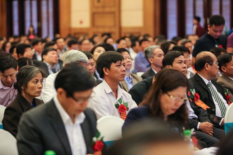 Thủ tướng đối thoại: Người Nhật thích bắp cải, su hào Hải Dương - Ảnh 4. Thủ tướng đối thoại: Người Nhật thích bắp cải, su hào Hải Dương - Ảnh 4.