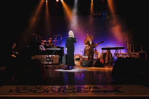 Anh Quân, Mỹ Linh, Nguyên Lê đắm say đêm The BandFest đầu tiên - Ảnh 10. Anh Quân, Mỹ Linh, Nguyên Lê đắm say đêm The BandFest đầu tiên - Ảnh 10.