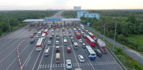 Đấu thầu đường cao tốc Bắc - Nam: Lời ăn, lỗ chịu - Ảnh 1. Đấu thầu đường cao tốc Bắc - Nam: Lời ăn, lỗ chịu - Ảnh 1.