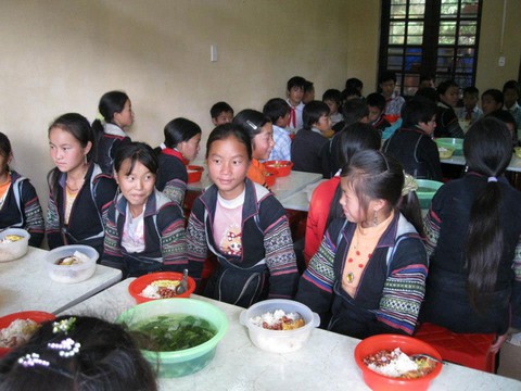 hoc sinh vung cao hoc sinh vung cao