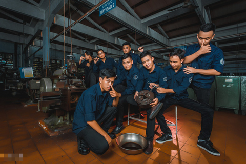 Ảnh kỷ yếu cực ngầu của sinh viên cơ khí - Ảnh 4. Ảnh kỷ yếu cực ngầu của sinh viên cơ khí - Ảnh 4.