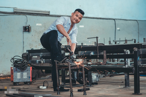Ảnh kỷ yếu cực ngầu của sinh viên cơ khí - Ảnh 8. Ảnh kỷ yếu cực ngầu của sinh viên cơ khí - Ảnh 8.