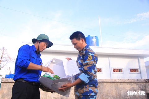 Câu chuyện nơi đầu sóng ngọn gió Trường Sa - Ảnh 5. Câu chuyện nơi đầu sóng ngọn gió Trường Sa - Ảnh 5.