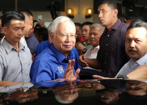 Malaysia: ông Mahathir bắt đầu dọa tính sổ Trung Quốc - Ảnh 4. Malaysia: ông Mahathir bắt đầu dọa tính sổ Trung Quốc - Ảnh 4.