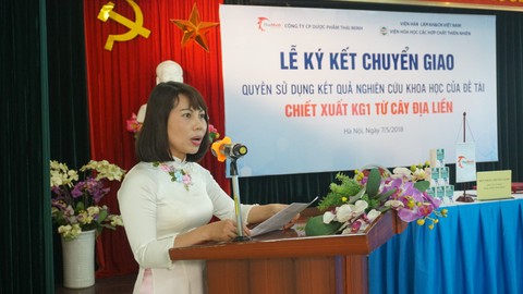 Dùng chiết xuất cây địa liền làm sản phẩm hỗ trợ điều trị xương khớp - Ảnh 2. Dùng chiết xuất cây địa liền làm sản phẩm hỗ trợ điều trị xương khớp - Ảnh 2.